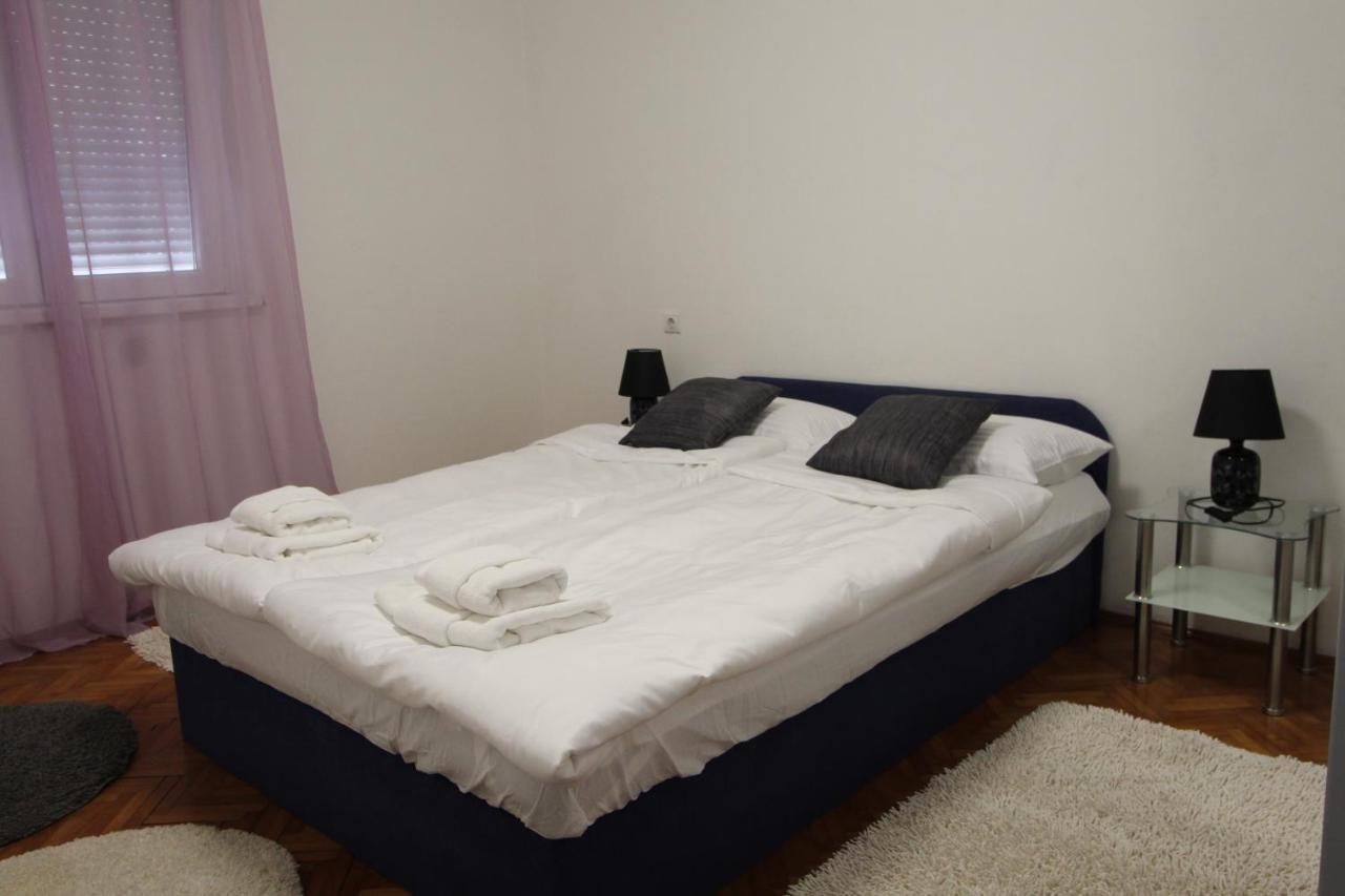 Apartment Matijas, 3 Bedroom Apt With Terrace And Parking สปลิท ภายนอก รูปภาพ